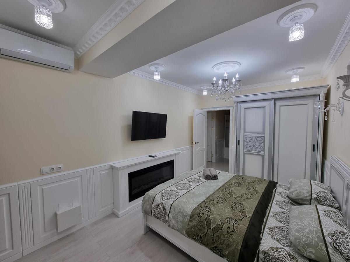 Luxury Residence Business New Apartments Chişinău Extérieur photo